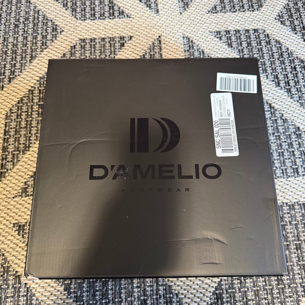 D'Amelio Footwear Savella Black Leather Slouchy Western Booties Size 9M - Picture 8 of 10